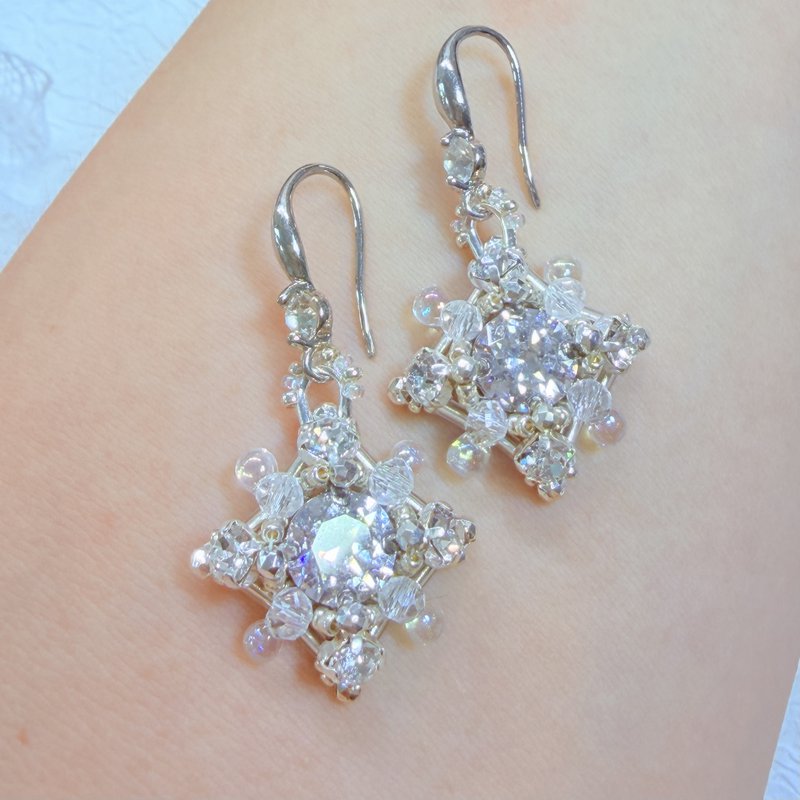 Rhombus Snowflake Drop Earrings