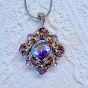 square center crystal floral pendant