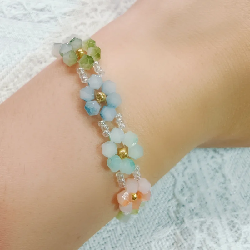 Pastel Floral Beaded Bracelet