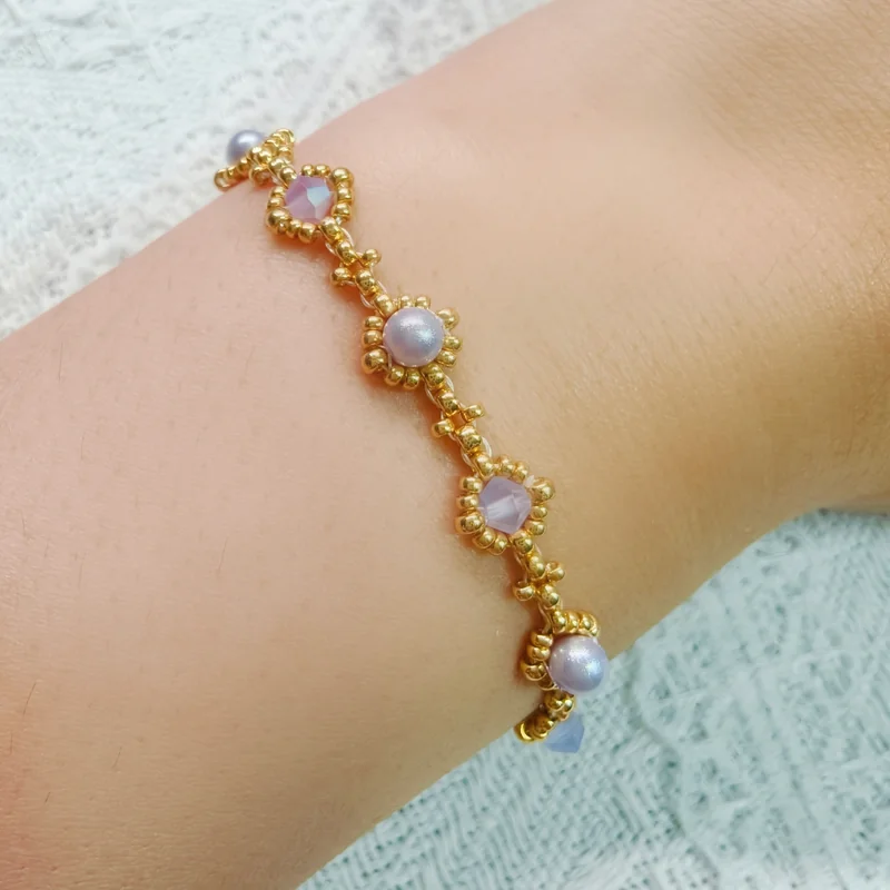 Dainty Woven Flower Bracelet
